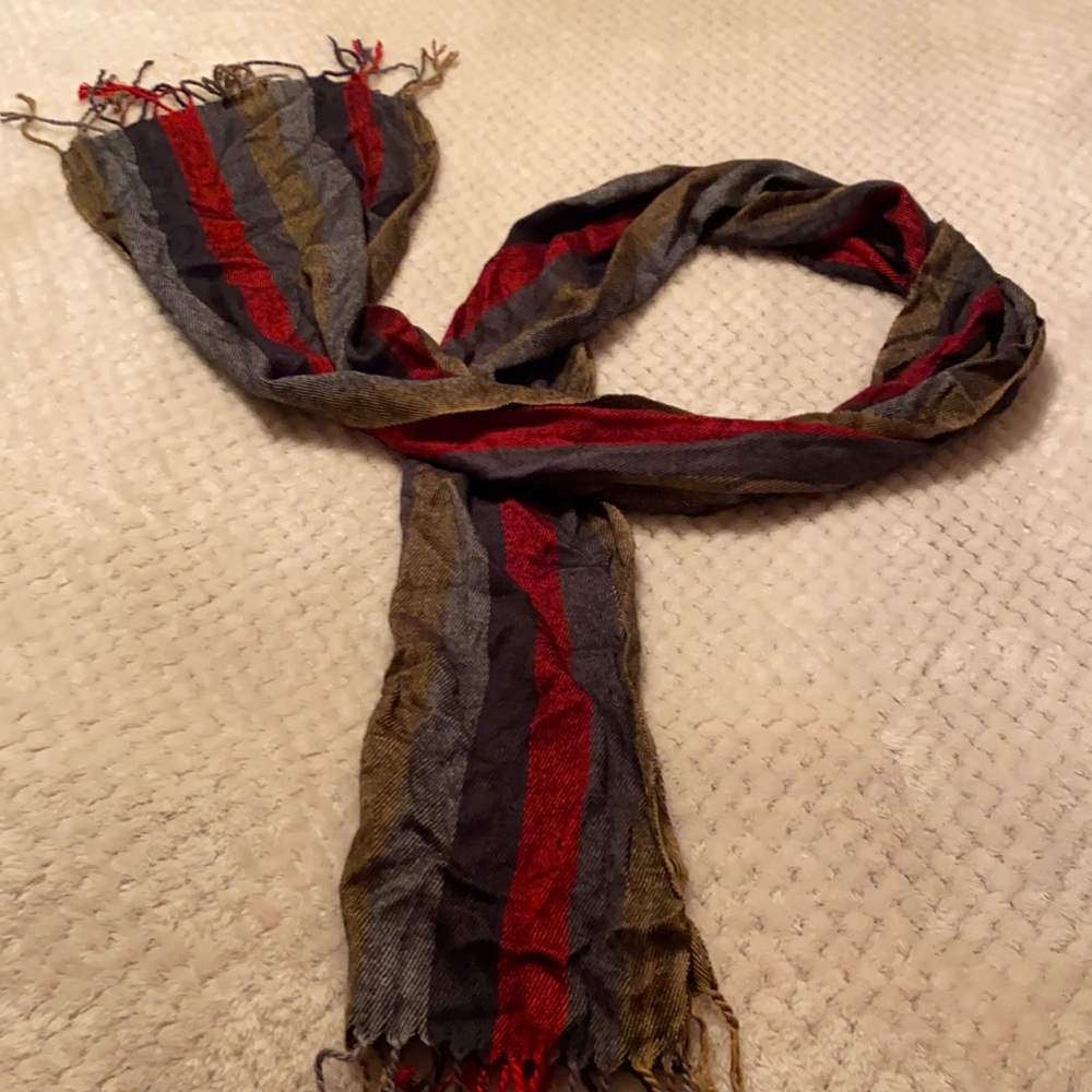 NWOT Cashmillion Scarf 70”